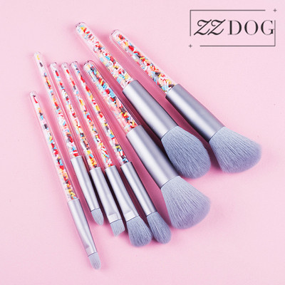 ZZDOG 5/8 vnt Mini makiažo šepetėliai Minkšti akių šešėlių pudra skaistalai antakių šepetėlių rinkinys Candy Theme Mažos kosmetikos kompensavimo priemonės