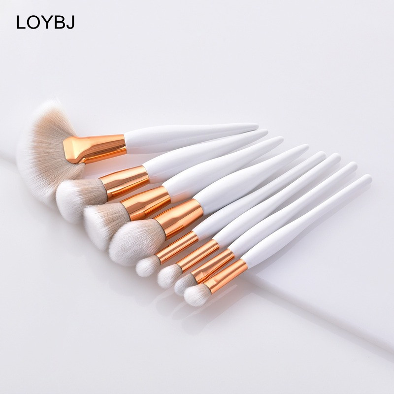 LOYBJ 4/8 бр. Четки за грим Комплект инструменти Козметична пудра Основа Руж Сенки за очи Смесване на лице Красота Четка за грим Maquiagem