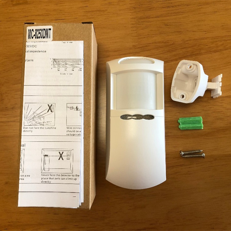 Detector de mișcare PIR digital cu fir MC-8250 Senzor PIR cu fir pentru imunitate la animale de companie Compatibil cu toate sistemele de alarmă care au un port cu fir