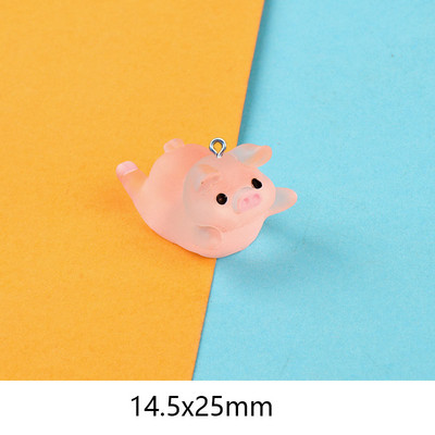 10 db Miniatűr rózsaszín aranyos malac gyanta bűbáj medálok ékszerkészítéshez barkácsolás fülbevaló nyaklánc kulcstartó lapos hátú Cabochon