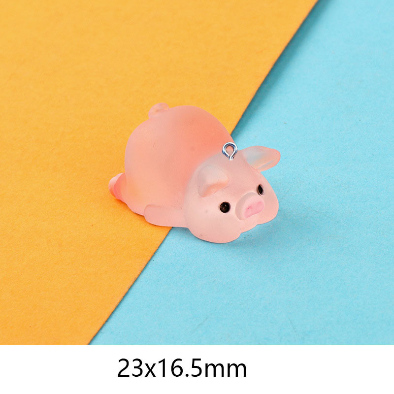 10 db Miniatűr rózsaszín aranyos malac gyanta bűbáj medálok ékszerkészítéshez barkácsolás fülbevaló nyaklánc kulcstartó lapos hátú Cabochon