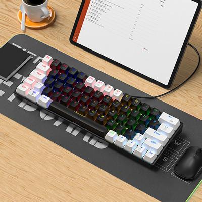 Mehanička tipkovnica 63 tipke Tipkovnica s RGB pozadinskim osvjetljenjem USB Žičana zelena/crvena osovina Kompaktna tipkovnica za igre Ergonomska tipkovnica za igre
