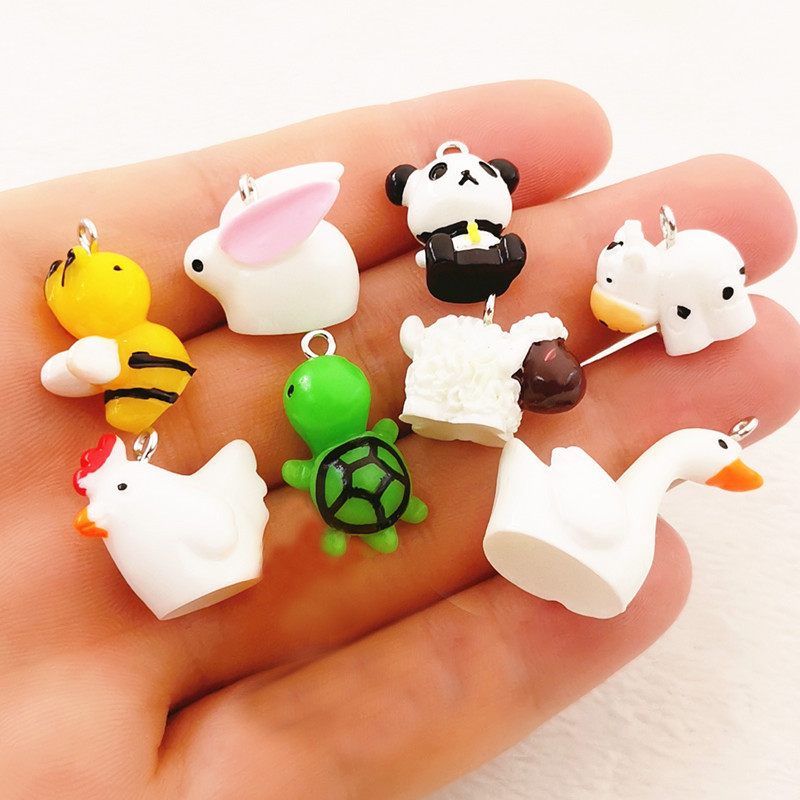 10 buc. Familie de animale Panda Albină Oaie Vaca Pui Porc Iepure Brelocuri din rășină Pandantiv Fit Cercei DIY Accesorii pentru realizarea de bijuterii