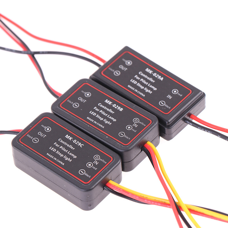 Blykstės universalus blykstės valdiklio blykstės modulis, skirtas LED stabdžių žibinto lemputei