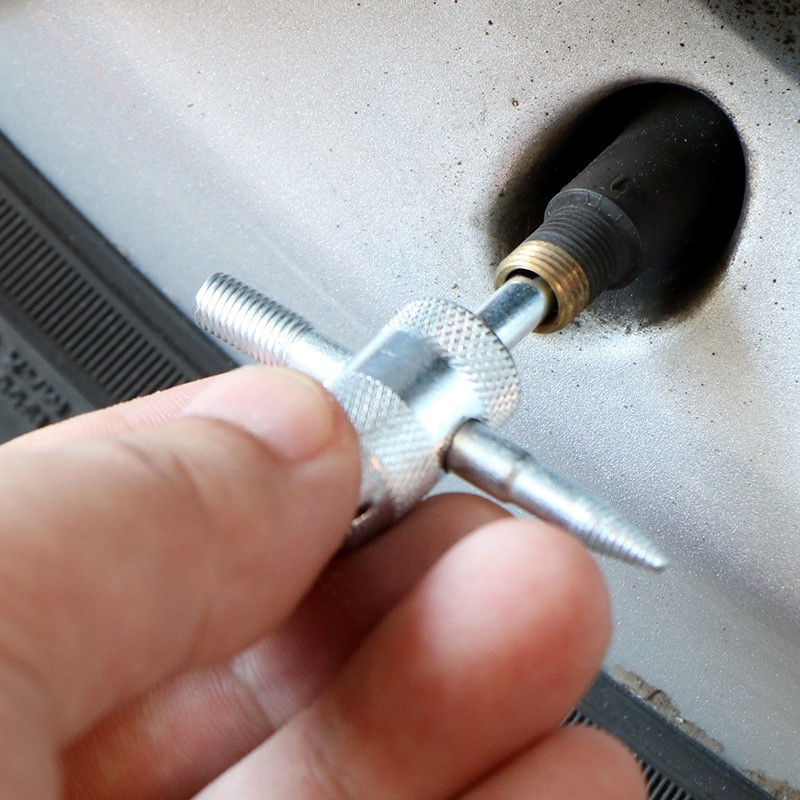 5 buc/set Miez de supapă de cupru Instrumente de reparare a anvelopelor auto 4 în 1 Instrument de îndepărtare a tijei supapei de anvelopă Instrument de curățare a anvelopei