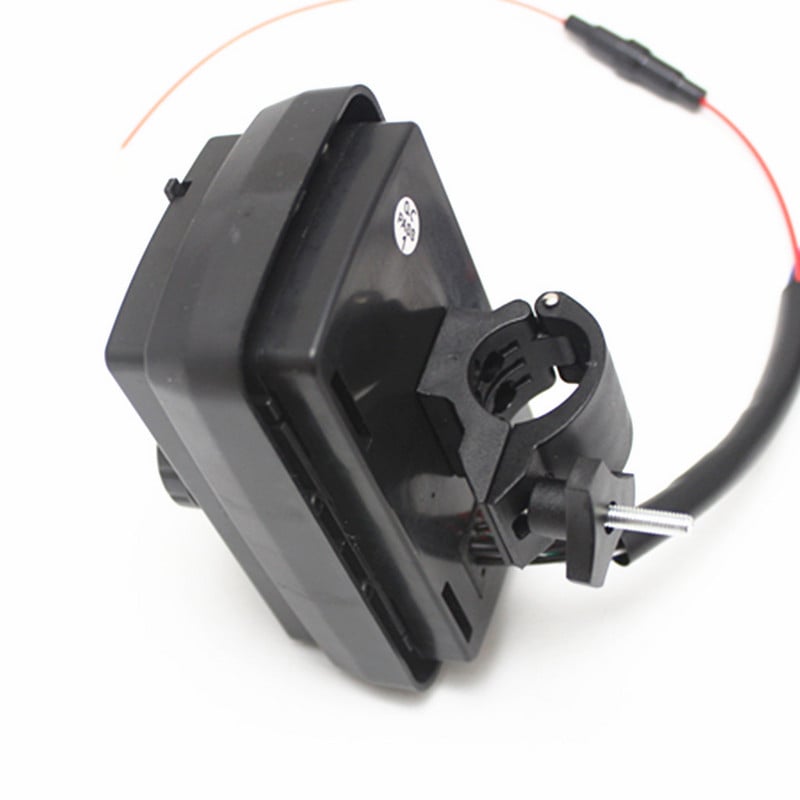 Difuzoare LCD Bluetooth rezistente la apă Kit audio pentru motociclete Mâini libere Suport muzică MP3 de pe cardul USB sau SD/TF