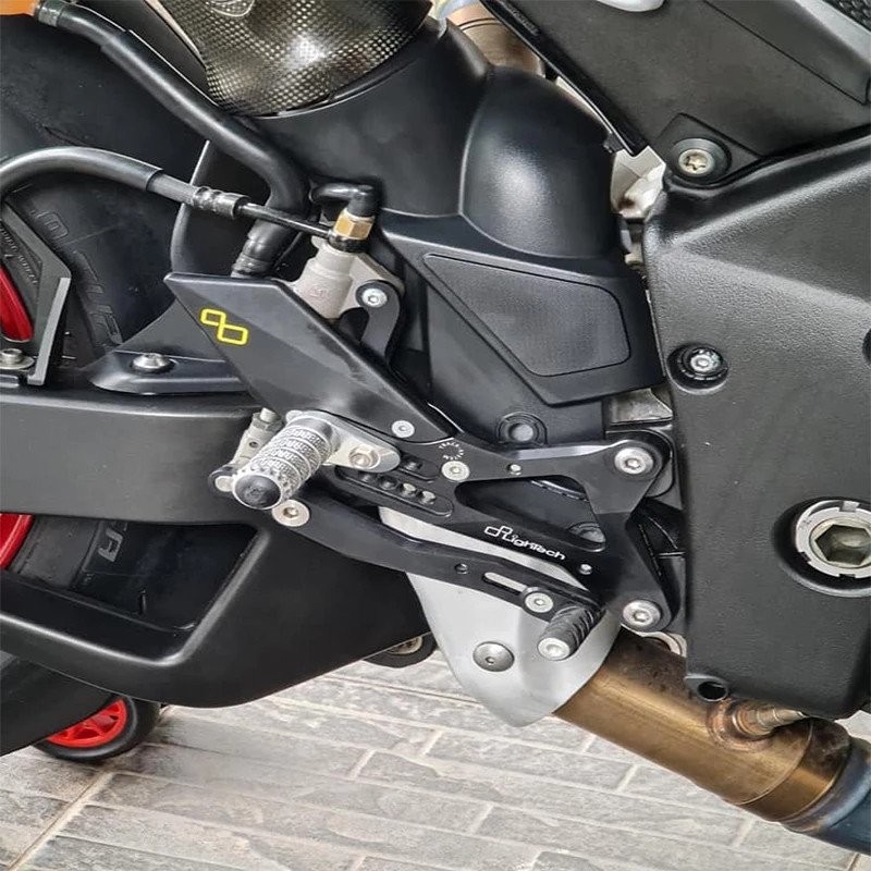 MTKRACING Za YAMAHA YZF-R1 2009-2014. Stražnji setovi Pojačana pedala Podesivi stražnji položaji Pegovi za noge Komplet kočnica ručice mjenjača