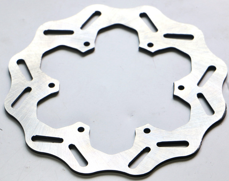 Disc rotor frana disc spate pentru AJP 125 Enduro PR4 2005 - 2009 2008 2007 2006 09 08 07 06 05