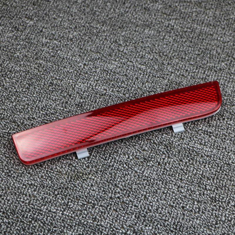 LR006349 LR006348 Pereche stanga+dreapta bara spate reflector rosu pentru Land Rover LR2 2008- Range Rover 2003-2012