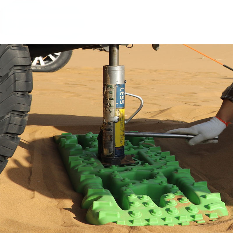 2022 m. 4x4 4WD atkūrimo vikšrai, smėlio ir sniego purvo atkūrimo takeliai, skirti auto sunkvežimiams