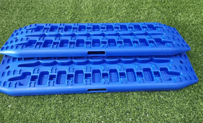 5-10 tonų 2 vnt/1 pora automatinė neslystančioji atjungimo lenta Smėlio gelbėjimo gervė visureigių įrengimas dykumos purvo žemės kelias