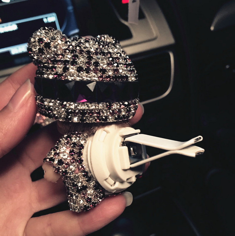 Accesorii universale pentru priza de aer pentru mașină Tendință în diamant Personalitate Desen animat Creativ Drăguț Păpușă Parfum mașină Aromaterapie Cadou de aniversare