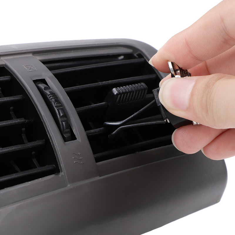 Aerisire pentru mașină Parfum Priză automată Odorizant pentru mașină Difuzor de aromă Aparat de aer condiționat Clip de podoabă Diamant Pisici Modelare