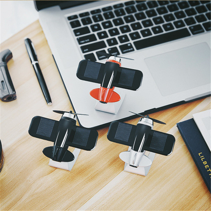 Accesorii noi creative pentru interiorul mașinii Model de avion solar Odorizant de decorare a consolei centrale