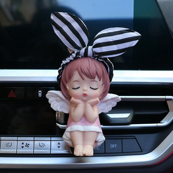 Щипка за парфюм за кола Освежител за въздух Автоматичен вентилационен отвор Аромат Карикатура Твърд парфюм Продажба на едро Сладка ангелска кукла Автомобилни аксесоари Момиче