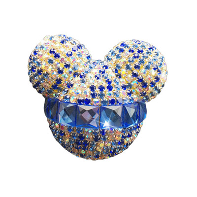 Agrafe pentru aerisire masina Charm Clip pentru iesire aer conditionat masina Urs cu strass Decorare interioara masina Difuzor de arome auto Au