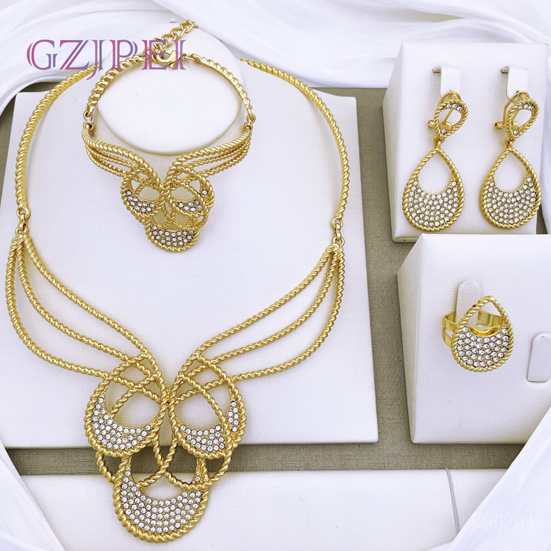 Kompleti modnog nakita Ženska dnevna odjeća Pozlaćeni fini nakit Ogrlica Naušnice Prsten Narukvica Set od 4 komada za svatove