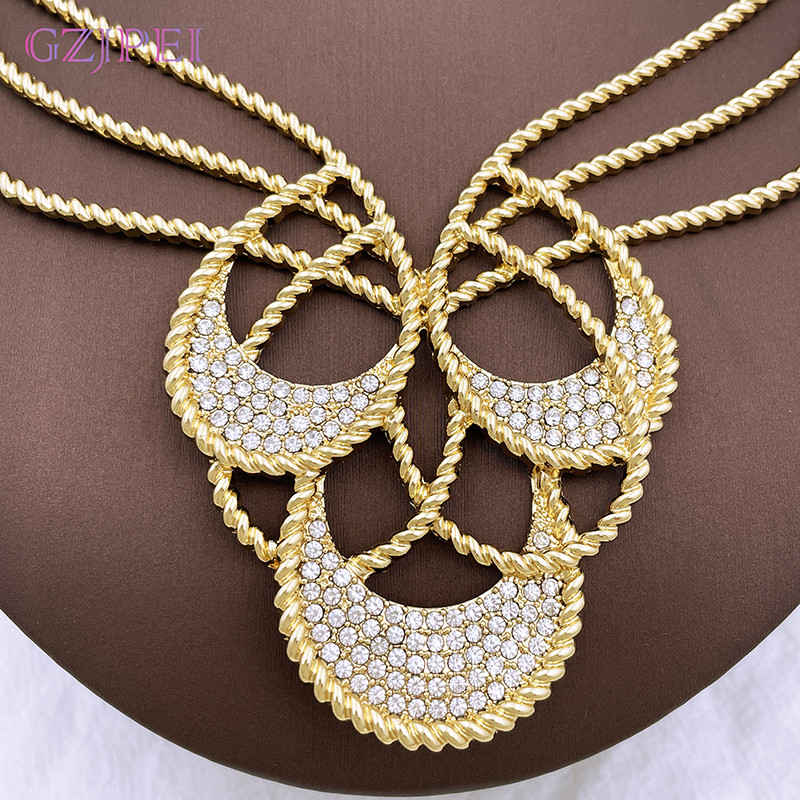 Kompleti modnog nakita Ženska dnevna odjeća Pozlaćeni fini nakit Ogrlica Naušnice Prsten Narukvica Set od 4 komada za svatove