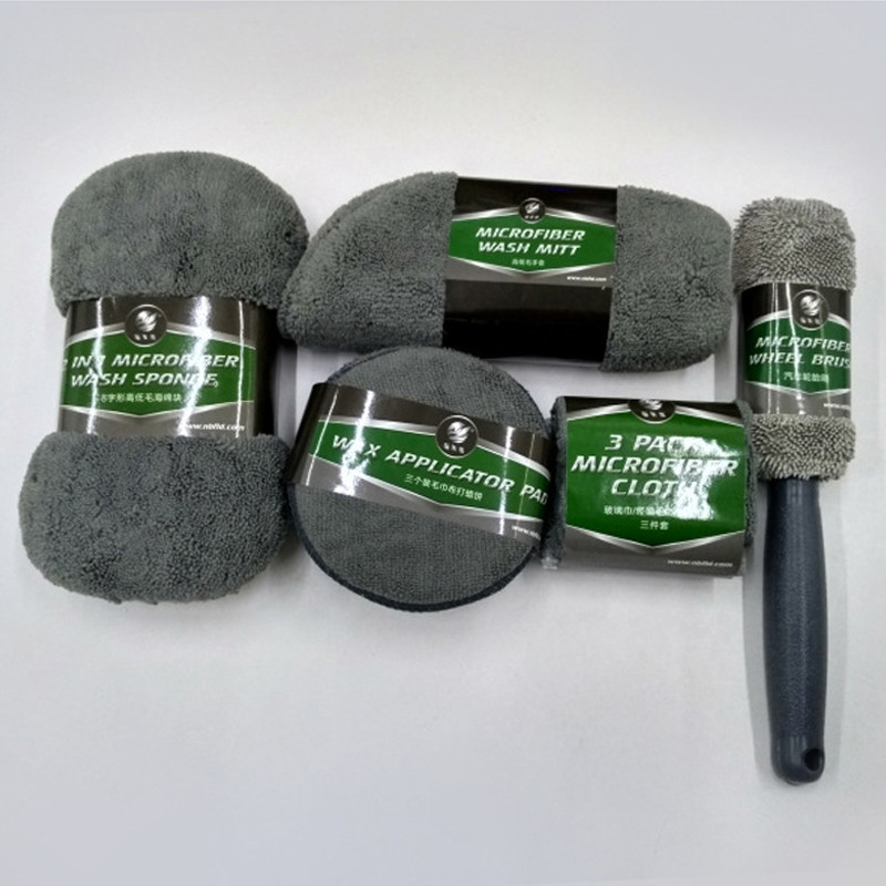 Komplet za brisanje automobila Ručnici od mikrovlakana Set alata za čišćenje Rukavice za automatsko pranje Maramice Posuda za vosak Spužva Četke za kotače Detalji automobila