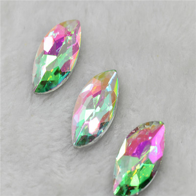 Arunca strasuri Pietre de cristal XC verzi luminoase pentru a face obiecte de artizanat unghii lipici pe geme Pointback de sticla Fabricarea de bijuterii Nufar