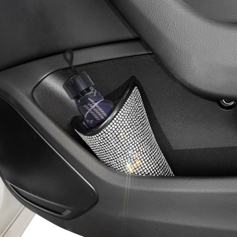 Coș de gunoi pentru mașină cu diamant cu sclipici Coș de gunoi cu umbrelă cu cârlig Cutie de depozitare pentru mașină Accesorii pentru mașină Bling Coș de gunoi rotund suspendat