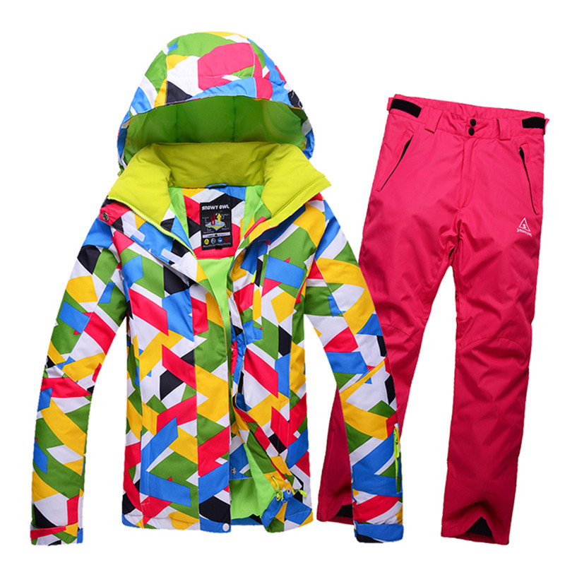 10K Leader vânzări set de costume de schi pentru femei de iarnă Jachete și pantaloni Set de schi unic în aer liber rezistent la vânt impermeabil Therma ski snowboardl