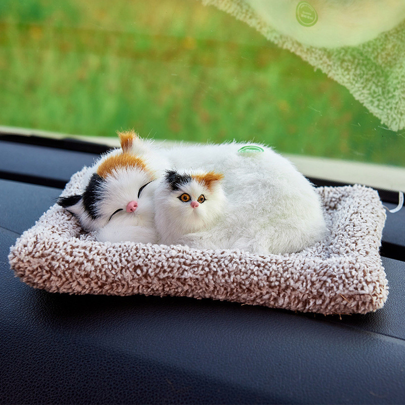 Mașină generală pisică de companie ornamente pentru păpuși pisică persană simulare de pluș pisică tigrată deodorant cu cărbune activat purificarea aerului fată doamnă