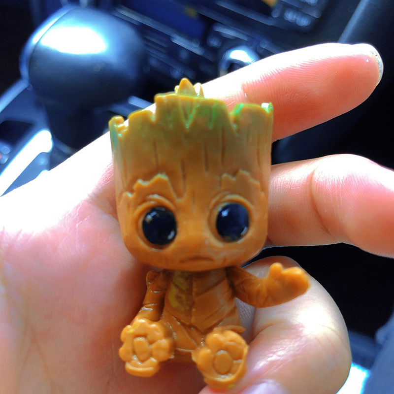 4 Galaxy Guardians Tree Man Gru rankų darbo automobilio interjero puošmena Super mielas mažas žmogus medis lėlė automobilio centro konsolės puošmena