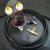 Automobilių dekompresijos papuošalai Lėlės didelėmis lėlės turboakomis Lėlės su smarkiomis akimis Perpildytos smurtinių akių zombių žaislai Universalūs automobilių priedai