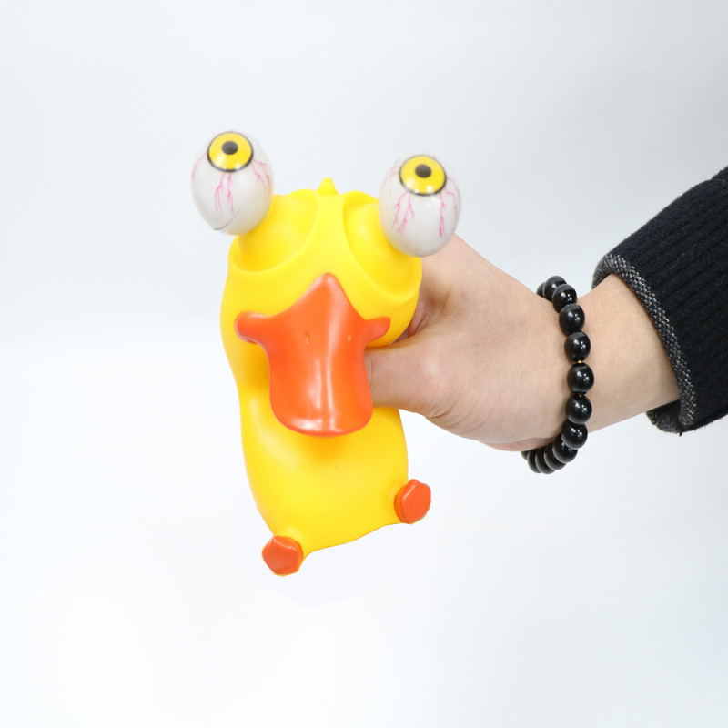 Car Turbo Doll Universal Auto Accessiores Papusi cu ochi mari Aglomerate Jucarii zombie cu ochi violenti