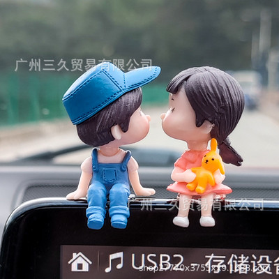 Decorare mașină Cupluri de desene animate drăguț Accesorii pentru oglindă auto Figurine de acțiune Figurine Ornament pentru baloane Cadou pentru interiorul auto pentru bord