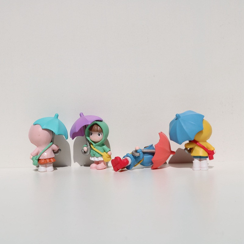 Kabanica, kišobran, ljubavnici, ukrasi za tortu, lutka, dodaci za auto, pokloni, kutije za roletne, ručno rađeni modeli, male lutke