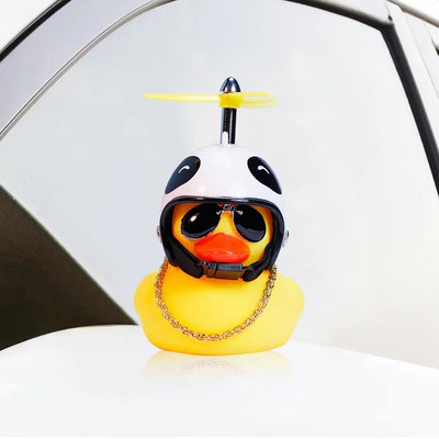 Guminis mielas anties žaislinis automobilio papuošalas Geltonos anties automobilio prietaisų skydelio papuošalai Šaunūs akiniai Antis su sraigto šalmu Auksinė grandinėlė