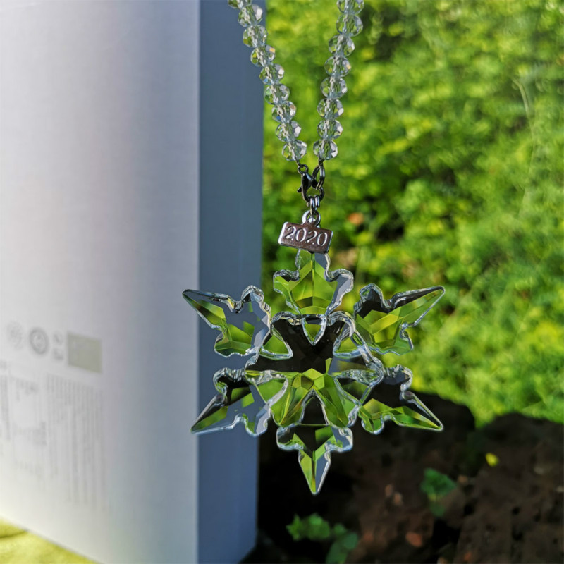 2022 m. Crystal Snowflake Automobilio pakabinami automobilio papuošalai Automobilių pakabukų priedai Aukščiausios kokybės automobilio galinio vaizdo veidrodžio papuošalai