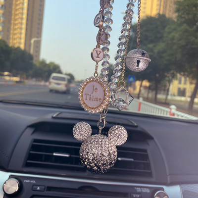 Diamante de lux cu strasuri de desene animate Mickey Head Ornamente pentru mașină, ciucuri de cristal, pandantiv, blană de nurcă, oglindă pentru mașină, decorare suspendată pentru femei