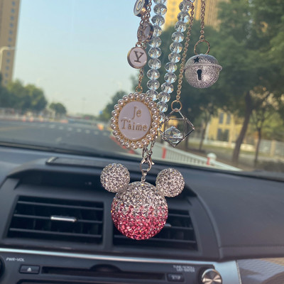 Diamante de lux cu strasuri de desene animate Mickey Head Ornamente pentru mașină, ciucuri de cristal, pandantiv, blană de nurcă, oglindă pentru mașină, decorare suspendată pentru femei