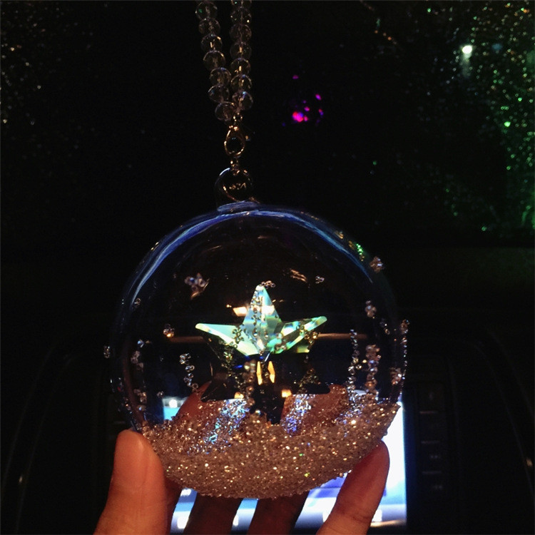 Prívesky do auta Vianočná verzia krištáľovej gule Hviezdy Anjelské prívesky do auta Krištáľová snehová vločka Zvonkohra Dekoratívna závesná ozdoba