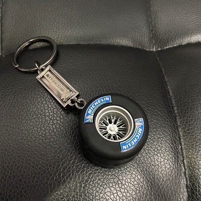 Llanta negra llaveros turbine llaveros metal con freno rueda de discos llavero concentrador accesorios para automóviles