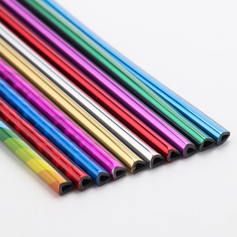 10 vnt. automobilio oro kondicionieriaus oro išleidimo angos dekoravimo šviesi juosta, oro išleidimo angos dekoravimo spaustuko juosta, spalvos juostos modifikuotos interjero detalės