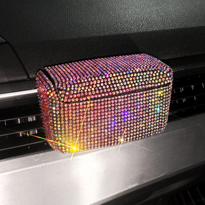 Kreatív Bling Rhinestone füst cigaretta hamutartó dobozok Automatikus többfunkciós személyiség csillogó dekoráció LED autós hamutartók