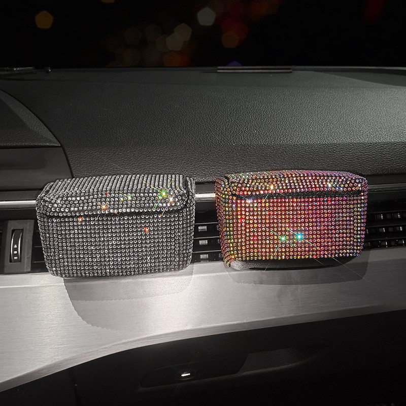 Kreatív Bling Rhinestone füst cigaretta hamutartó dobozok Automatikus többfunkciós személyiség csillogó dekoráció LED autós hamutartók