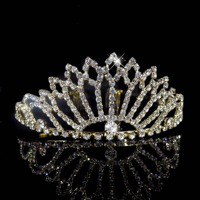 Divatos menyasszonyi tiara és korona luxus hercegnő esküvői parti haj ékszerek női lány szív kristály bál fejpánt nagykereskedés