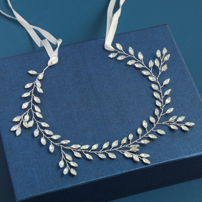 2020 Сватбени аксесоари за коса Кристална перлена лента за глава Диадема Цвете Глава Коса Лоза Дамски бижута за коса Булчински аксесоари за коса