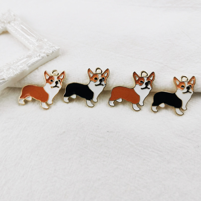 10db/csomag Corgi Dog Zománc Charms Design Animal Tag medálok Ékszerkészítéshez Fülbevaló Karkötő Lebegő Arany Alap 23*24mm