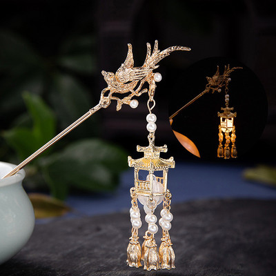 Kineska palača Lantern Ukosnice Stezaljke zlatne boje Metalni štapići za kosu Vilice sa svjetlom Žene Djevojke Privjesak Nakit za Hanfu haljinu