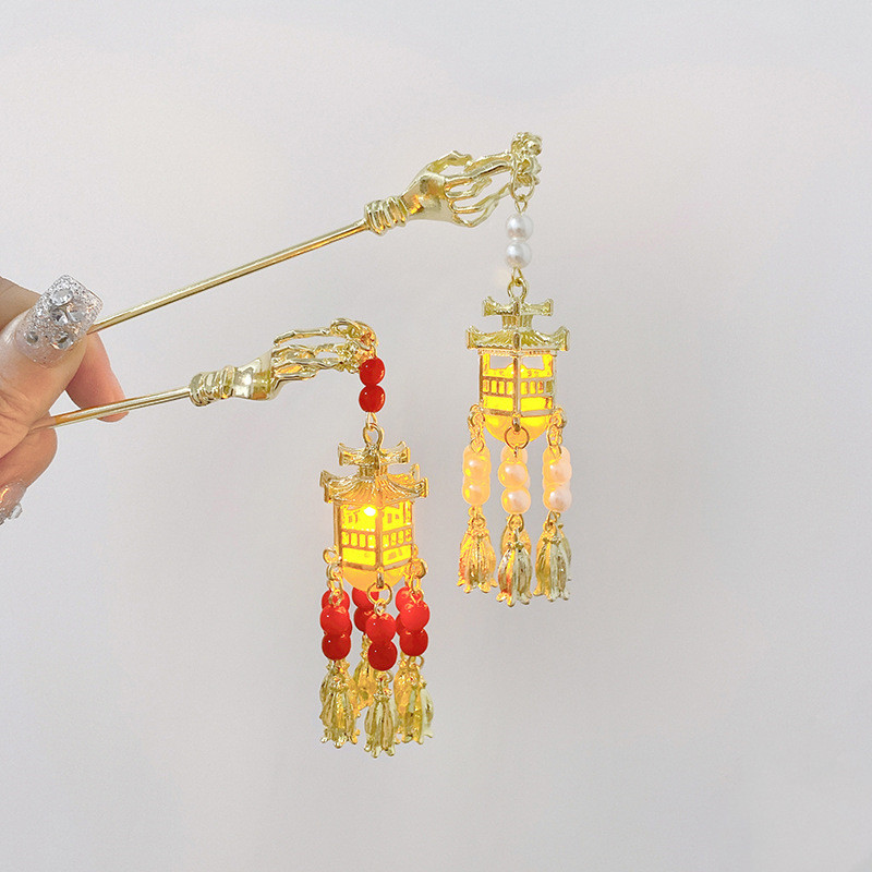 Kineska palača Lantern Ukosnice Stezaljke zlatne boje Metalni štapići za kosu Vilice sa svjetlom Žene Djevojke Privjesak Nakit za Hanfu haljinu