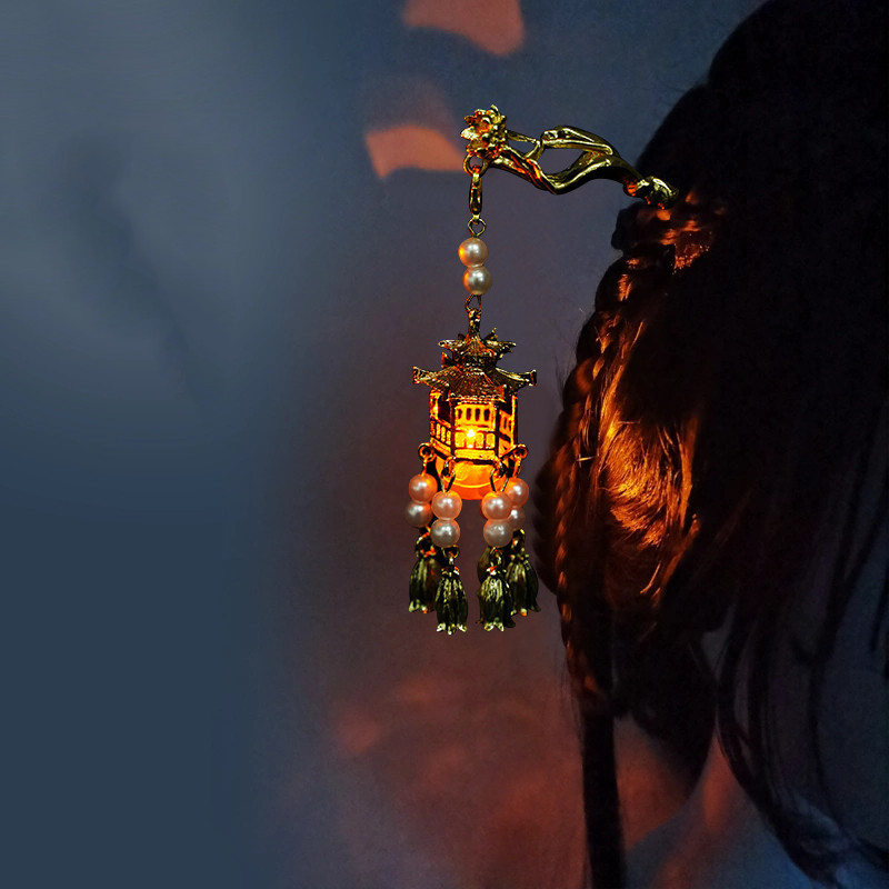 Kineska palača Lantern Ukosnice Stezaljke zlatne boje Metalni štapići za kosu Vilice sa svjetlom Žene Djevojke Privjesak Nakit za Hanfu haljinu
