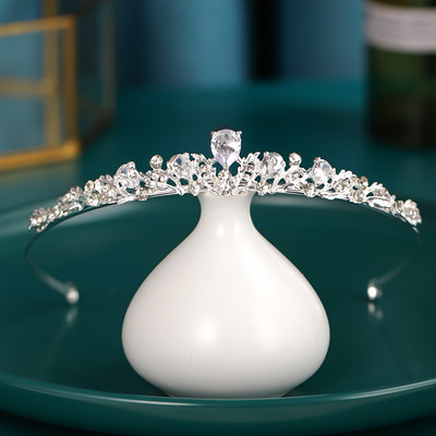 Ezüst színű Esküvői Hajkiegészítők Kristály Strasszkő Korona Olcsó Tiaras Diadems Női Hajékszerek Hercegnő fejdísz
