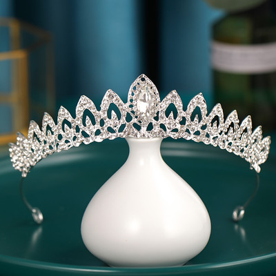 Ezüst színű Esküvői Hajkiegészítők Kristály Strasszkő Korona Olcsó Tiaras Diadems Női Hajékszerek Hercegnő fejdísz