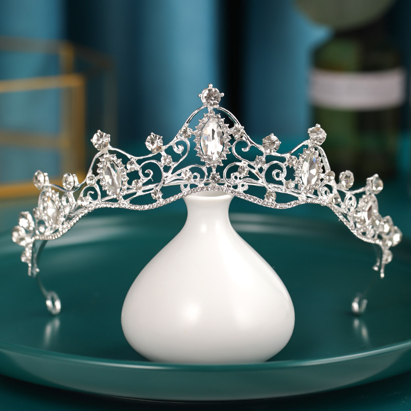 Ezüst színű Esküvői Hajkiegészítők Kristály Strasszkő Korona Olcsó Tiaras Diadems Női Hajékszerek Hercegnő fejdísz